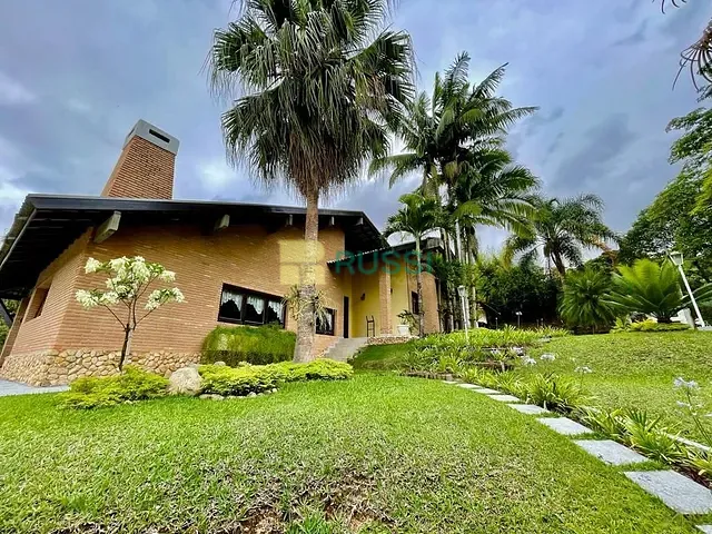 Casa com 3621m² 4 quartos e 2 banheiros, à venda ou para alugar, no bairro Bosque dos Eucaliptos em São José dos Campos