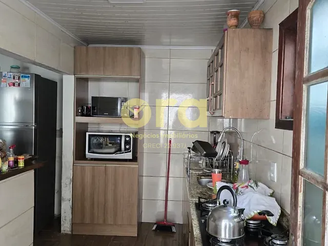 Casa 5 quartos e 2 banheiros, à venda, no bairro Fragata em Pelotas
