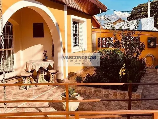 Casa com 246m² 3 quartos e 2 banheiros, à venda, no bairro Santana em São José dos Campos