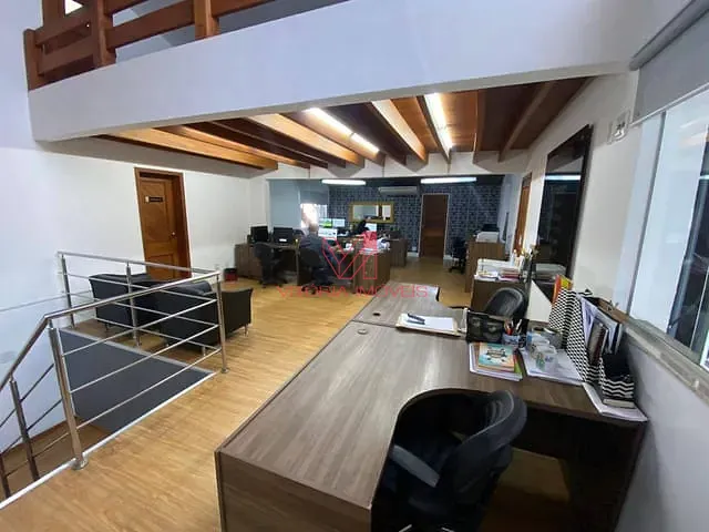 Casa para alugar, no bairro Barro Vermelho em Vitória
