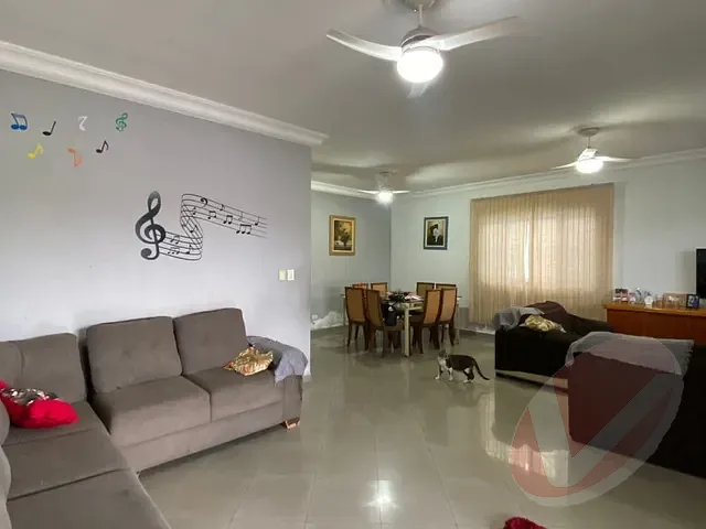 Casa 4 quartos e 1 banheiro, à venda, no bairro Real em Praia Grande