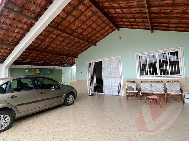 Casa 4 quartos e 1 banheiro, à venda, no bairro Real em Praia Grande