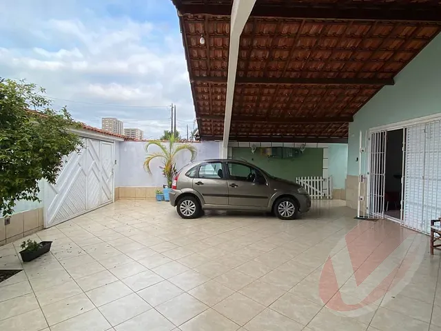 Casa 4 quartos e 1 banheiro, à venda, no bairro Real em Praia Grande