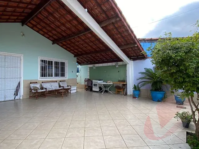 Casa 4 quartos e 1 banheiro, à venda, no bairro Real em Praia Grande