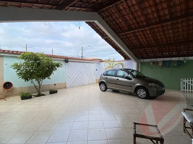 Casa 4 quartos e 1 banheiro, à venda, no bairro Real em Praia Grande