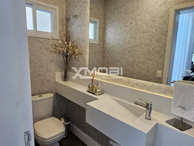 Casa com 250m² 3 quartos e 4 banheiros, à venda, no bairro Loteamento Reserva Ermida em Jundiaí