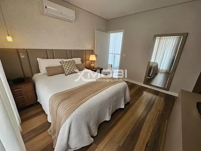 Casa com 250m² 3 quartos e 4 banheiros, à venda, no bairro Loteamento Reserva Ermida em Jundiaí