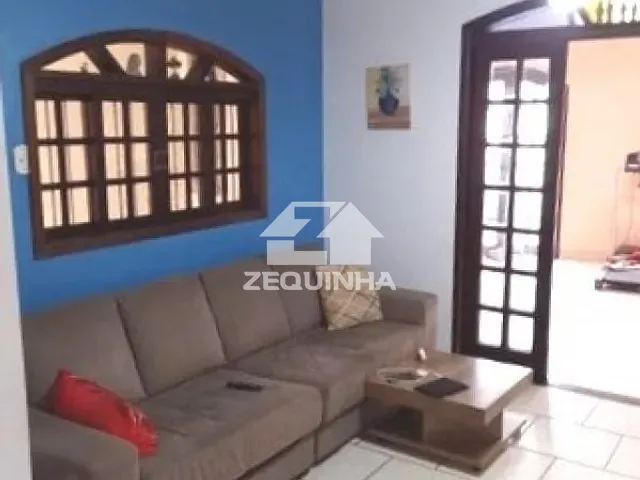 Casa com 300m² 3 quartos e 5 banheiros, à venda, no bairro Quitauna em Osasco