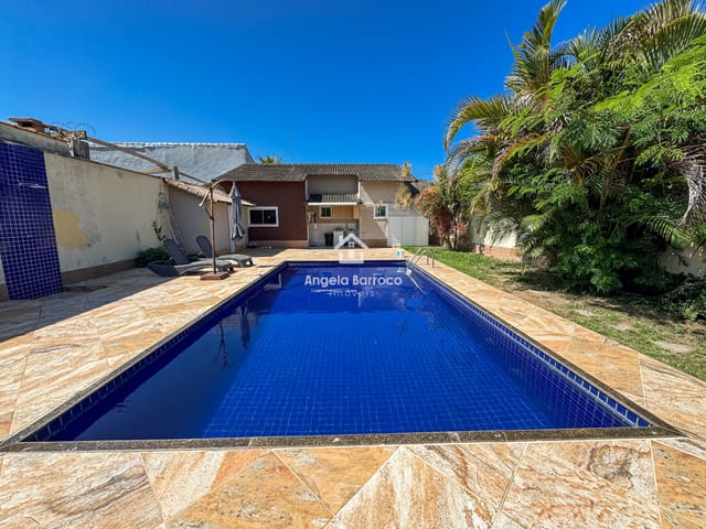 Casa 2 quartos e 3 banheiros, à venda, no bairro Jardim Atlântico Central (Itaipuaçu) em Maricá