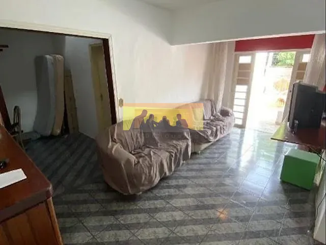 Casa com 450m² 3 quartos e 2 banheiros, à venda, no bairro Cidade Universitária em Campinas