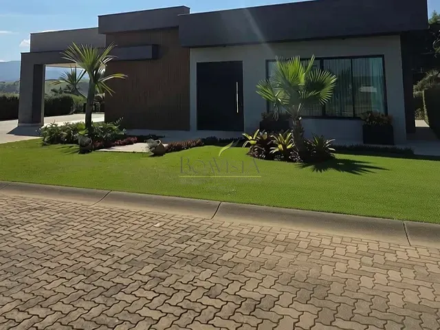 Casa com 1000m² 2 quartos e 3 banheiros, à venda, no bairro Residencial Porto Laranjeiras em Piracaia
