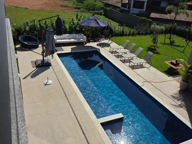 Casa com 1000m² 2 quartos e 3 banheiros, à venda, no bairro Residencial Porto Laranjeiras em Piracaia
