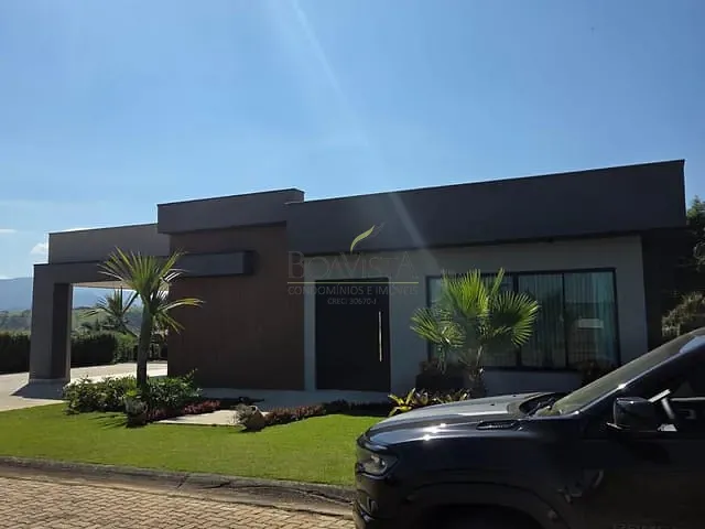 Casa com 1000m² 2 quartos e 3 banheiros, à venda, no bairro Residencial Porto Laranjeiras em Piracaia