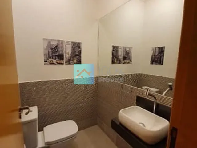 Casa com 1000m² 4 quartos e 3 banheiros, à venda, no bairro Condomínio Residencial Mirante do Vale em Jacareí