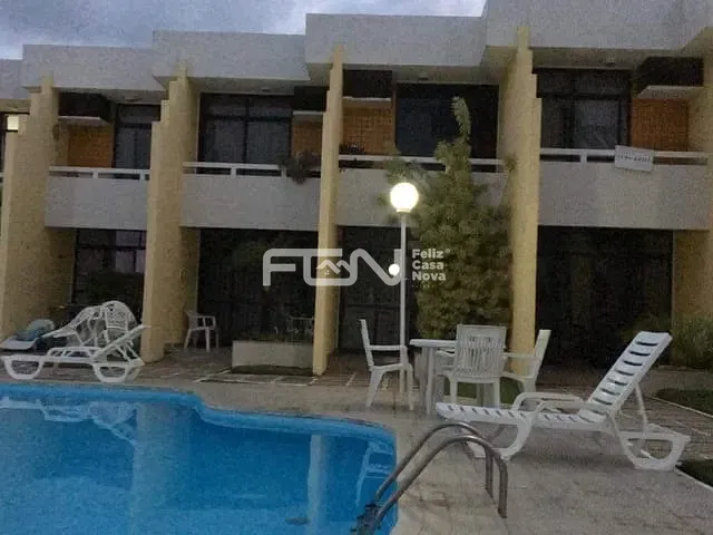 Casa 2 quartos e 2 banheiros, à venda, no bairro Guarajuba (Monte Gordo) em Camaçari