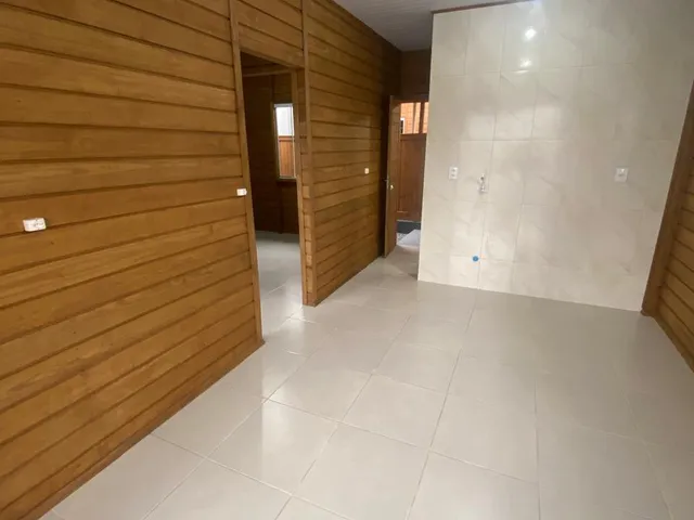 Casa 2 quartos e 1 banheiro, para alugar, no bairro Cidade Nova em Itajaí