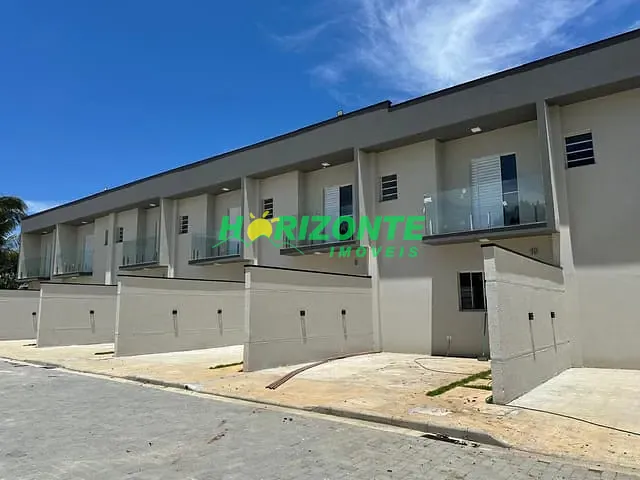 Casa com 80m² 2 quartos e 2 banheiros, à venda, no bairro Chácaras Pousada do Vale em São José dos Campos