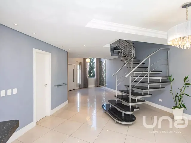 Casa 3 quartos e 3 banheiros, à venda, no bairro Fazendinha em Curitiba