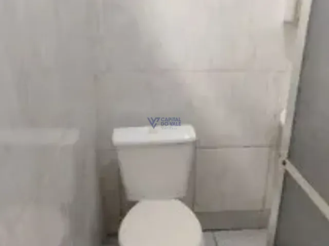Casa 2 quartos e 2 banheiros, à venda, no bairro Jardim Nova Flórida em São José dos Campos