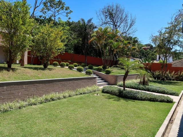 Casa com 2000m² 3 quartos e 5 banheiros, à venda, no bairro Vila de São Fernando em Cotia