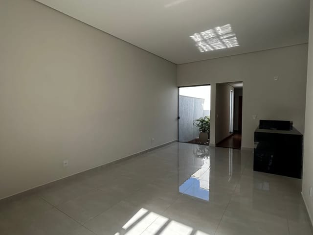 Casa com 243m² 4 quartos e 1 banheiro, à venda, no bairro Novo Santos Dumont em Lagoa Santa