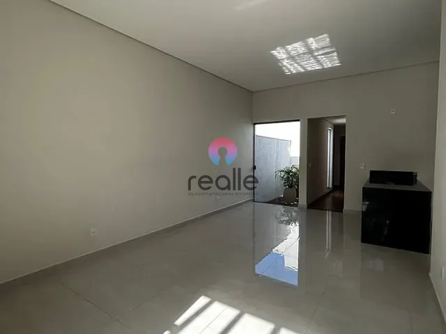 Casa com 243m² 4 quartos e 1 banheiro, à venda, no bairro Novo Santos Dumont em Lagoa Santa