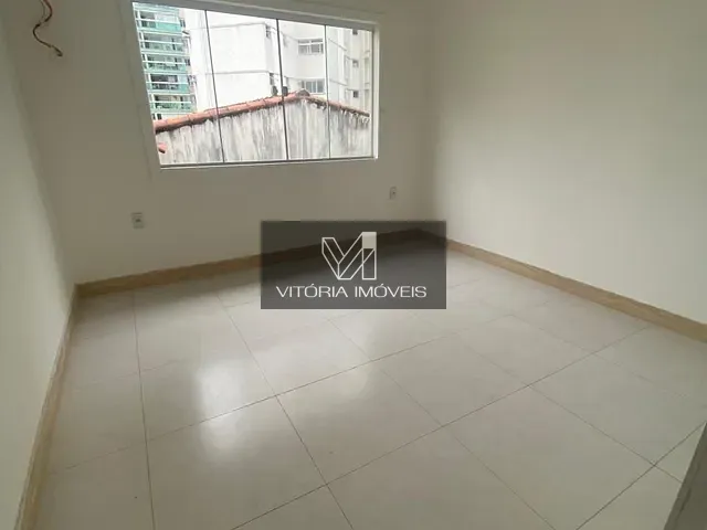 Casa para alugar, no bairro Jardim Camburi em Vitória