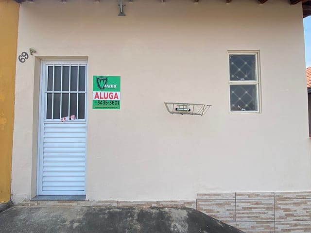 Kitnet 1 quarto e 1 banheiro, para alugar, no bairro Vila Rica em Extrema