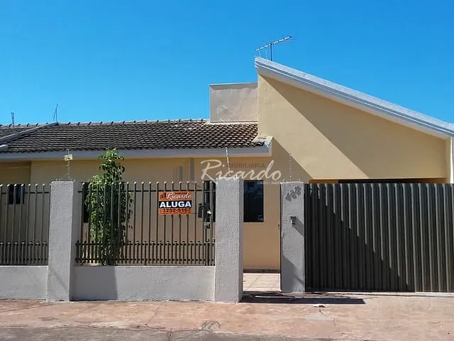 Casa com 150m² 3 quartos e 2 banheiros, à venda, no bairro Jardim Primavera em Arapongas