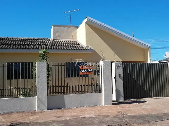 Casa com 150m² 3 quartos e 2 banheiros, à venda, no bairro Jardim Primavera em Arapongas