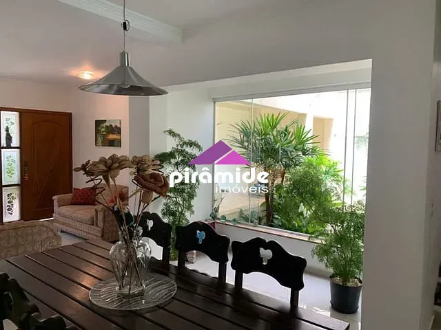 Casa com 512m² 5 quartos e 5 banheiros, à venda, no bairro Jardim Aquarius em São José dos Campos