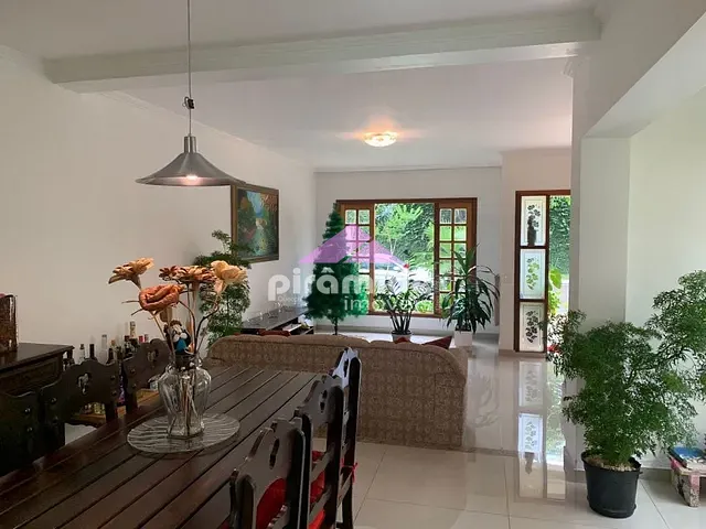 Casa com 512m² 5 quartos e 5 banheiros, à venda, no bairro Jardim Aquarius em São José dos Campos