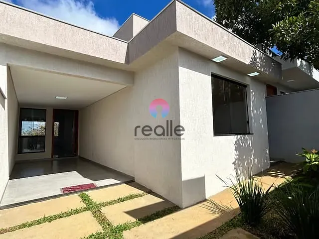 Casa com 260m² 4 quartos e 1 banheiro, à venda, no bairro Novo Santos Dumont em Lagoa Santa