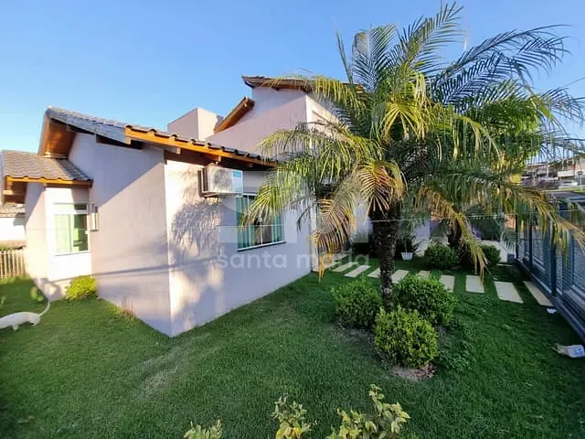 Casa com 375m² 5 quartos e 4 banheiros, à venda, no bairro Engenho Braun em Chapecó