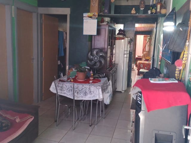 Casa com 200m² 3 quartos e 2 banheiros, à venda, no bairro Três Vendas em Pelotas