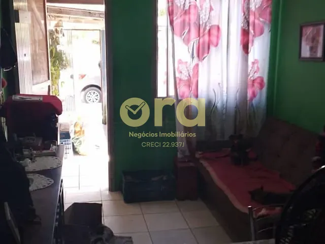 Casa com 200m² 3 quartos e 2 banheiros, à venda, no bairro Três Vendas em Pelotas