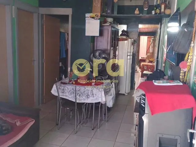 Casa com 200m² 3 quartos e 2 banheiros, à venda, no bairro Três Vendas em Pelotas