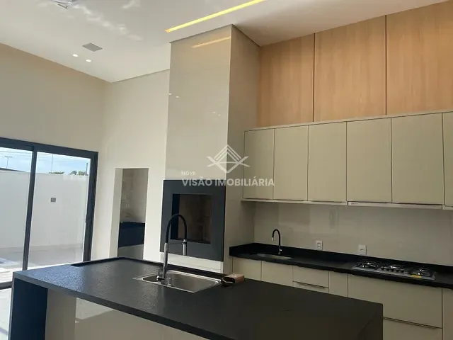 Casa com 1m² 3 quartos e 1 banheiro, à venda, no bairro Condomínio Residencial Platini Urban Park em Sinop