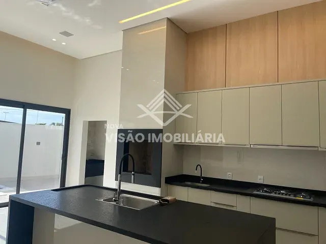 Casa com 1m² 3 quartos e 1 banheiro, à venda, no bairro Condomínio Residencial Platini Urban Park em Sinop