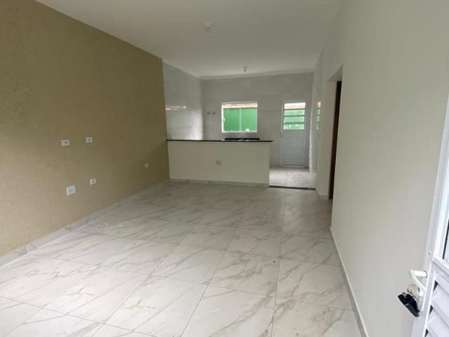 Casa 2 quartos e 2 banheiros, para alugar, no bairro Loteamento Recanto Do Sol em Extrema