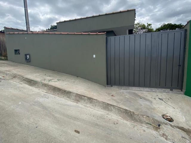 Casa 2 quartos e 2 banheiros, para alugar, no bairro Loteamento Recanto Do Sol em Extrema