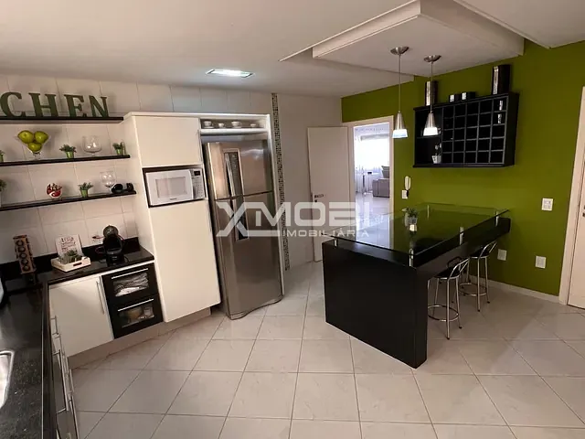 Casa com 600m² 4 quartos e 5 banheiros, à venda, no bairro Parque das Laranjeiras em Itatiba