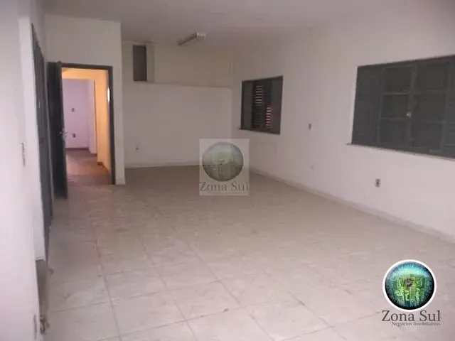 Casa com 500m² 3 quartos e 5 banheiros, para alugar, no bairro Centro em Sorocaba