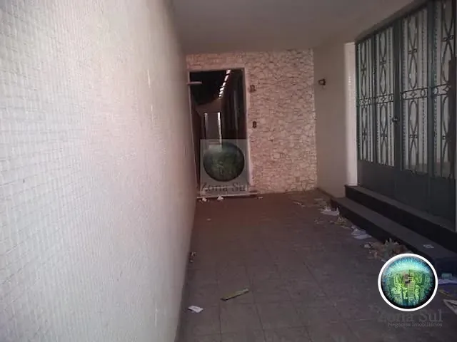 Casa com 500m² 3 quartos e 5 banheiros, para alugar, no bairro Centro em Sorocaba