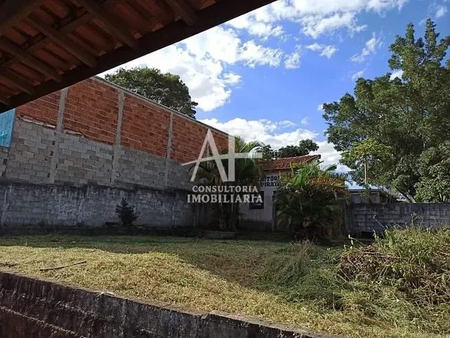 Casa com 1020m² 1 quarto e 2 banheiros, à venda, no bairro São Gonçalo em Taubaté