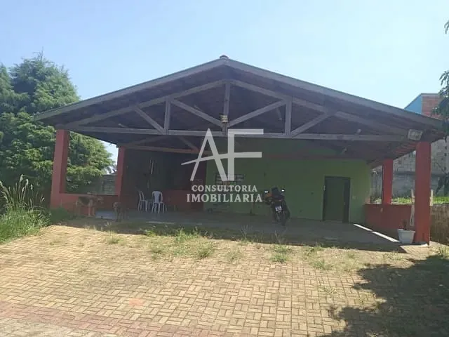 Casa com 1020m² 1 quarto e 2 banheiros, à venda, no bairro São Gonçalo em Taubaté