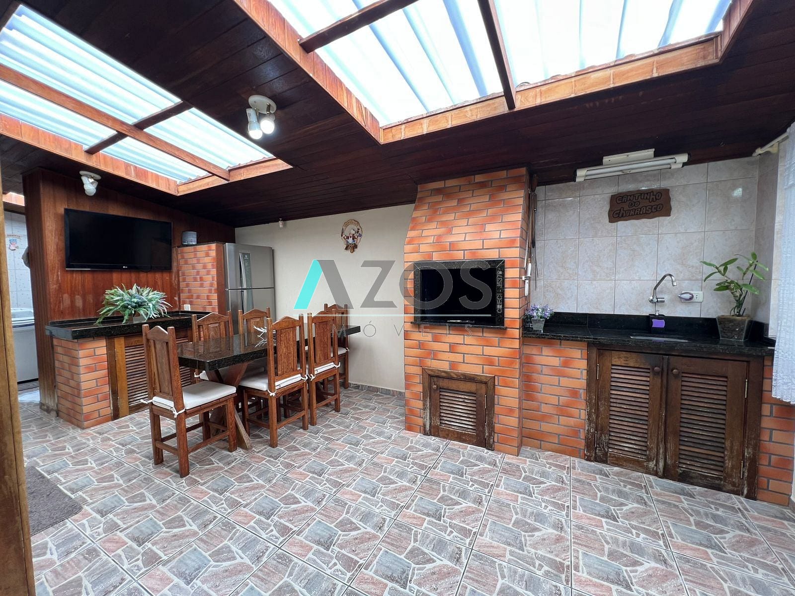 Casa à venda com 3 quartos, 200m² - Foto 37