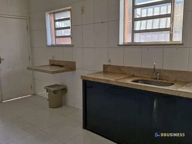 Casa com 522m² 2 quartos e 2 banheiros, à venda, no bairro Parque Turf Club em Campos dos Goytacazes