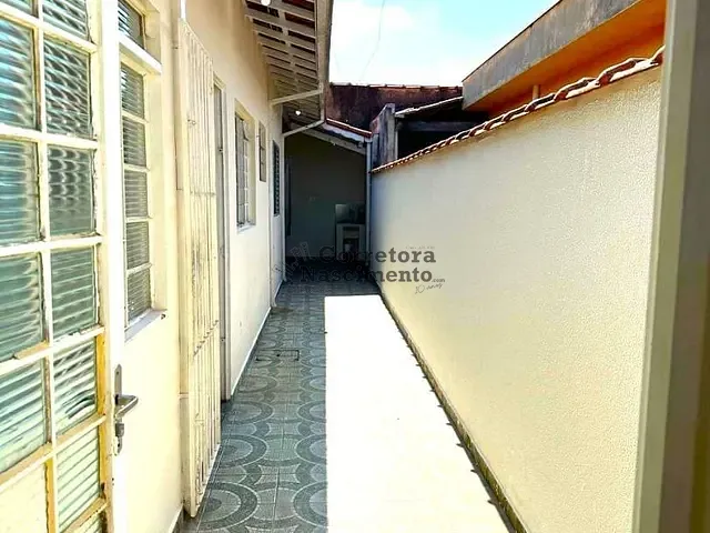 Casa com 180m², à venda, no bairro Jardim Maria Amélia em Jacareí