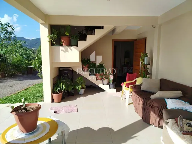 Casa 3 quartos e 2 banheiros, à venda, no bairro Dom Pedro II em Arroio do Meio